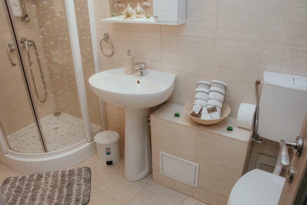 Ferienwohnung Apartament 1 Decembrie Alba Iulia Exterior foto